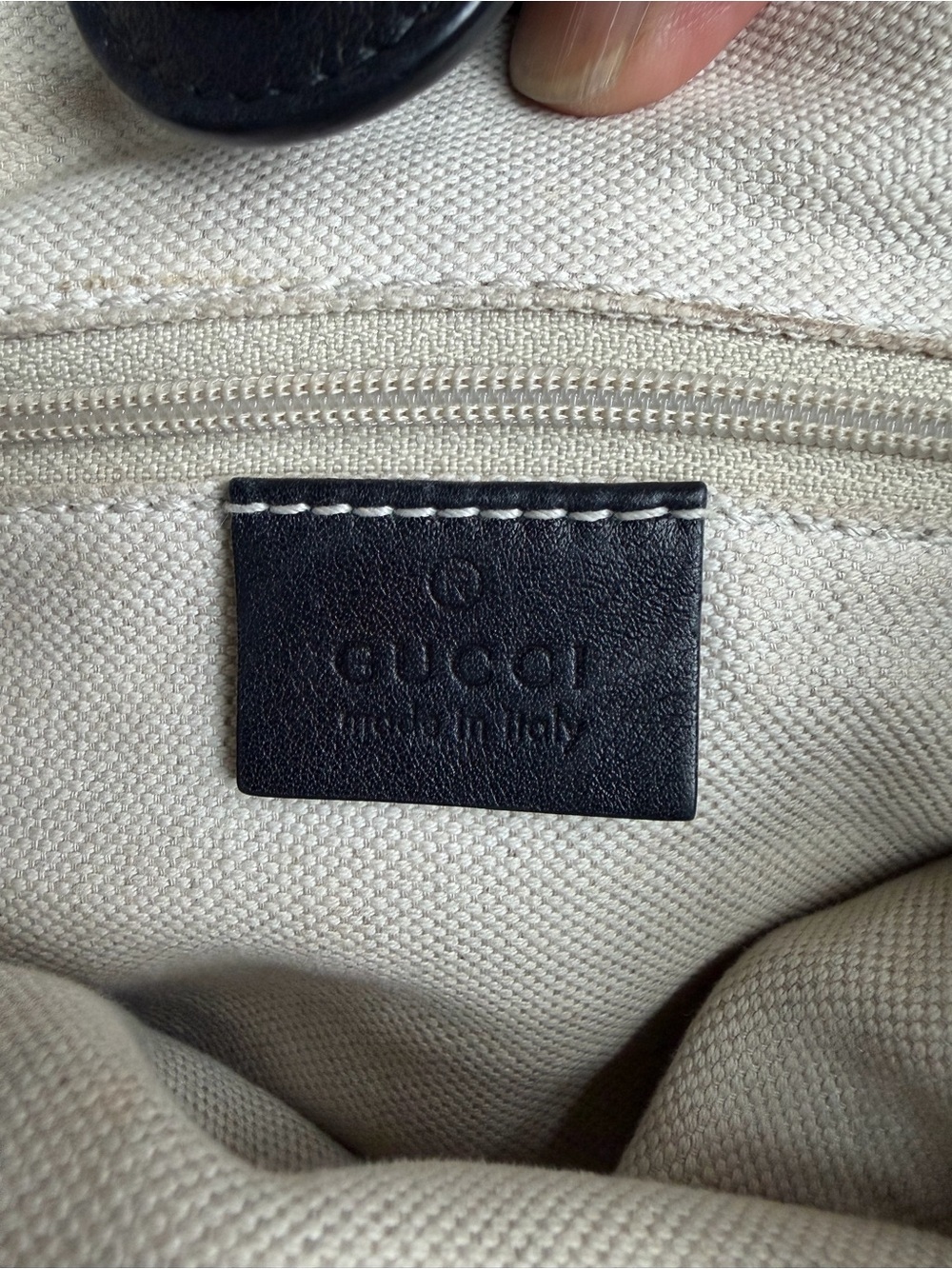 Authentic Gucci Sukey Guccissima Black Leather Tote 
 Black - Picture 2 of 3